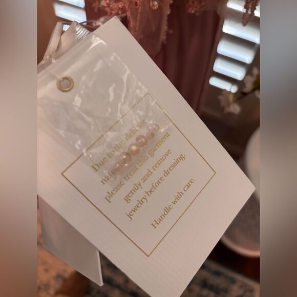 Mac Duggal 20467 evening gown in Rose with cape size 8 NWT - Picture 10 of 12